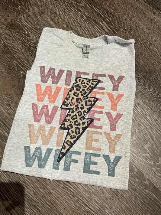 Wifey with cheetah bolt